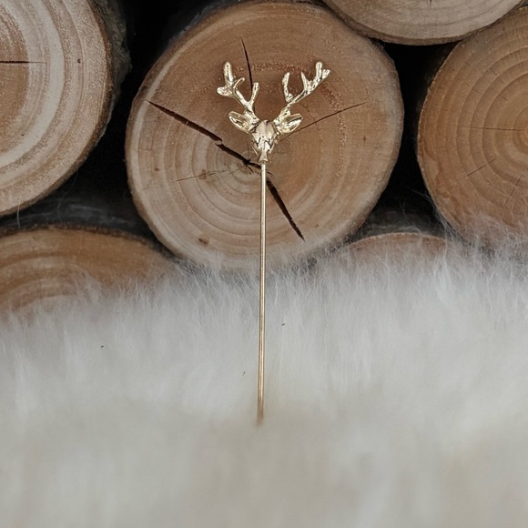 Other - Gold Deer Antler Lapel Pin - Cabincore Western
